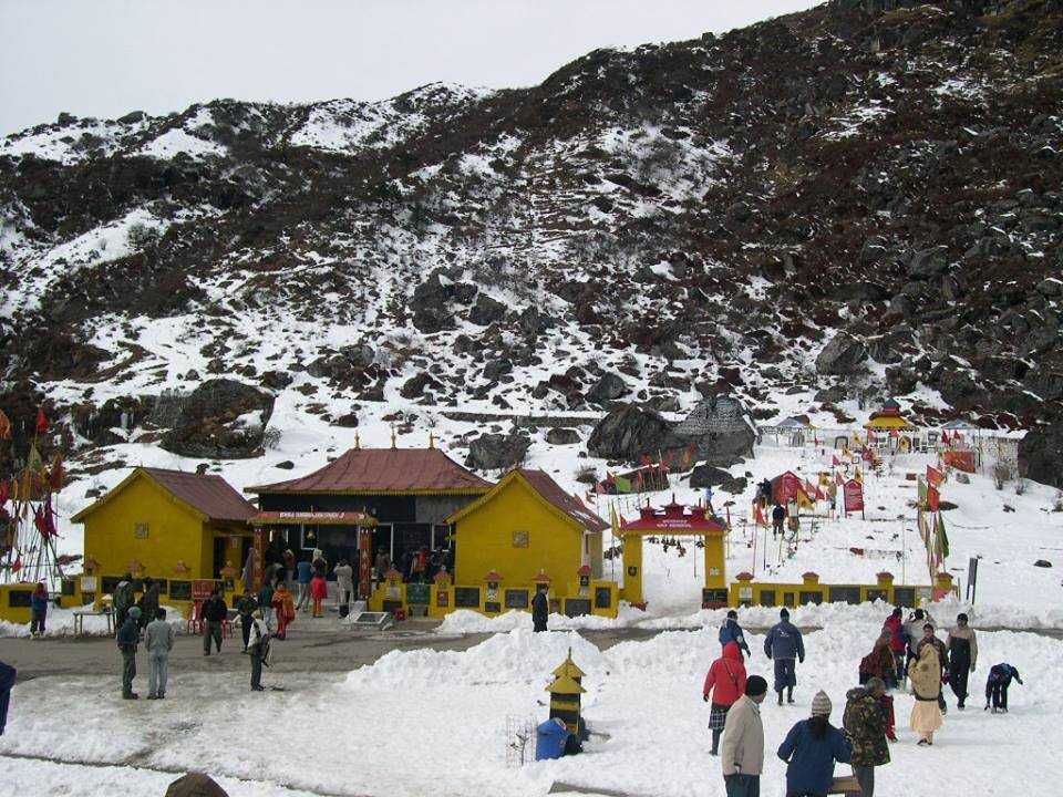 GANGTOK WITH PELLING 6 Night / 7 Days