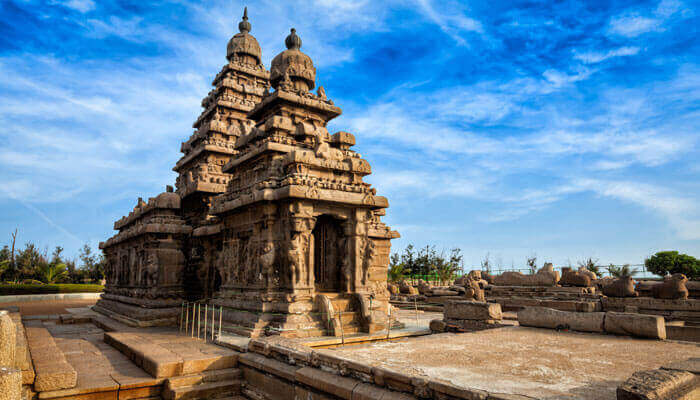 Chennai-Mahabalipuram-Pondicherry-Trichi-Madurai