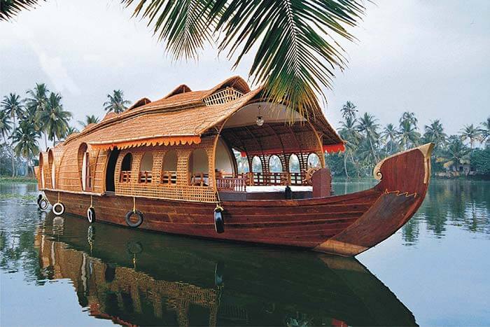 01 Night Cochin+ 02 Nights Munnar + 01 Night Thekkady+ 01 Night Alleppey House Boat